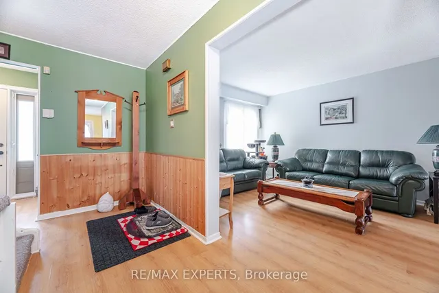 Additional property image - 28 Traverston Crt