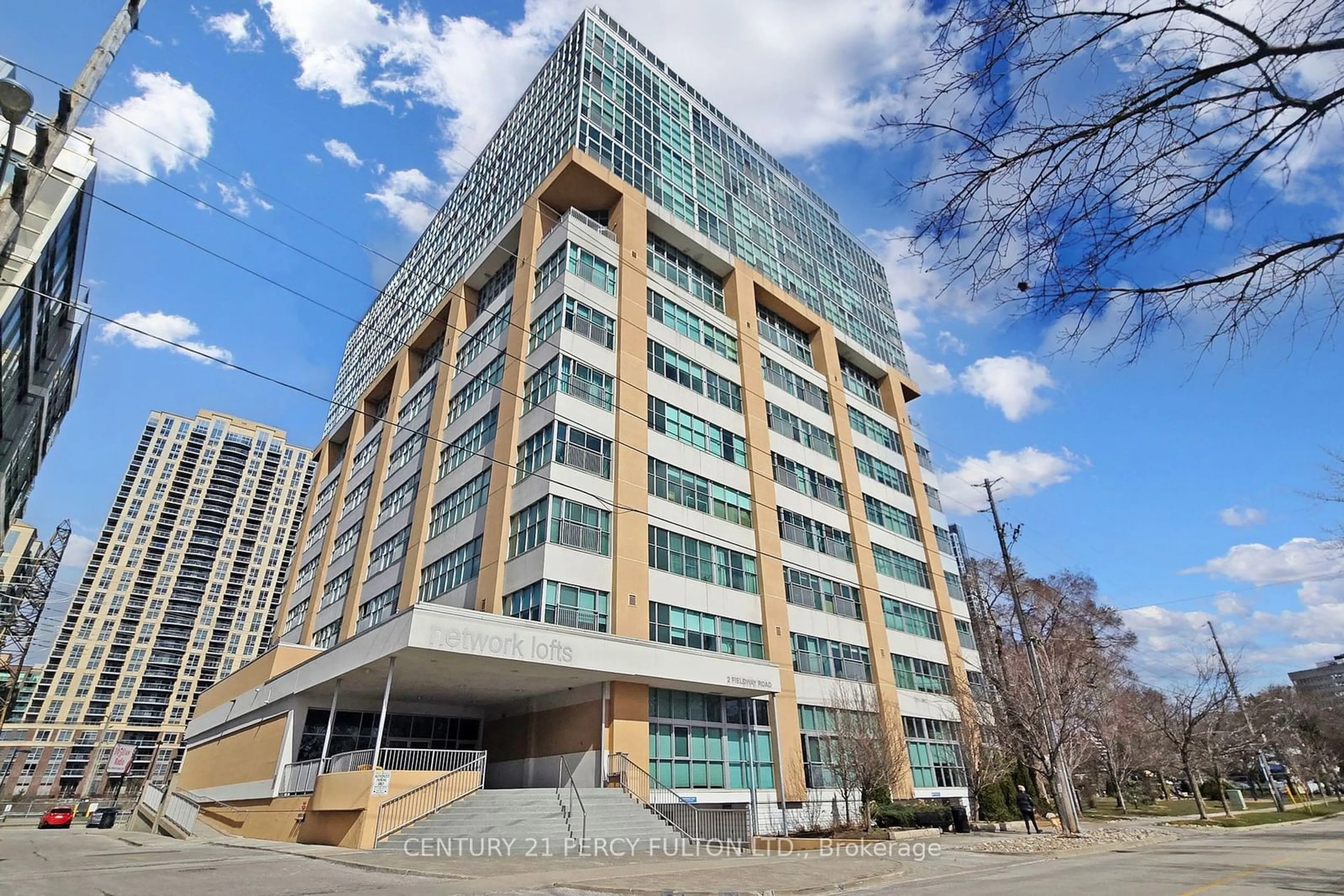 Indoor foyer for 2 Fieldway Rd #1215, Toronto Ontario M8Z 0B9