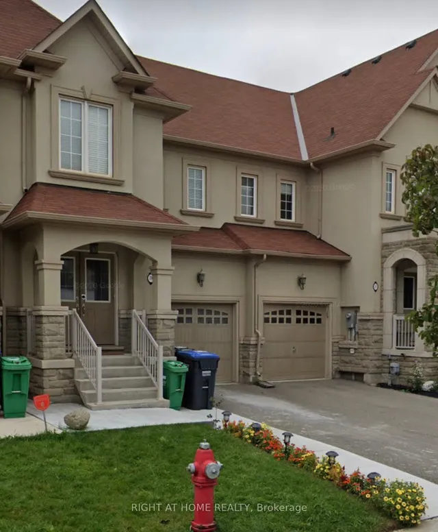 Primary image of 20 Beachville Circ
