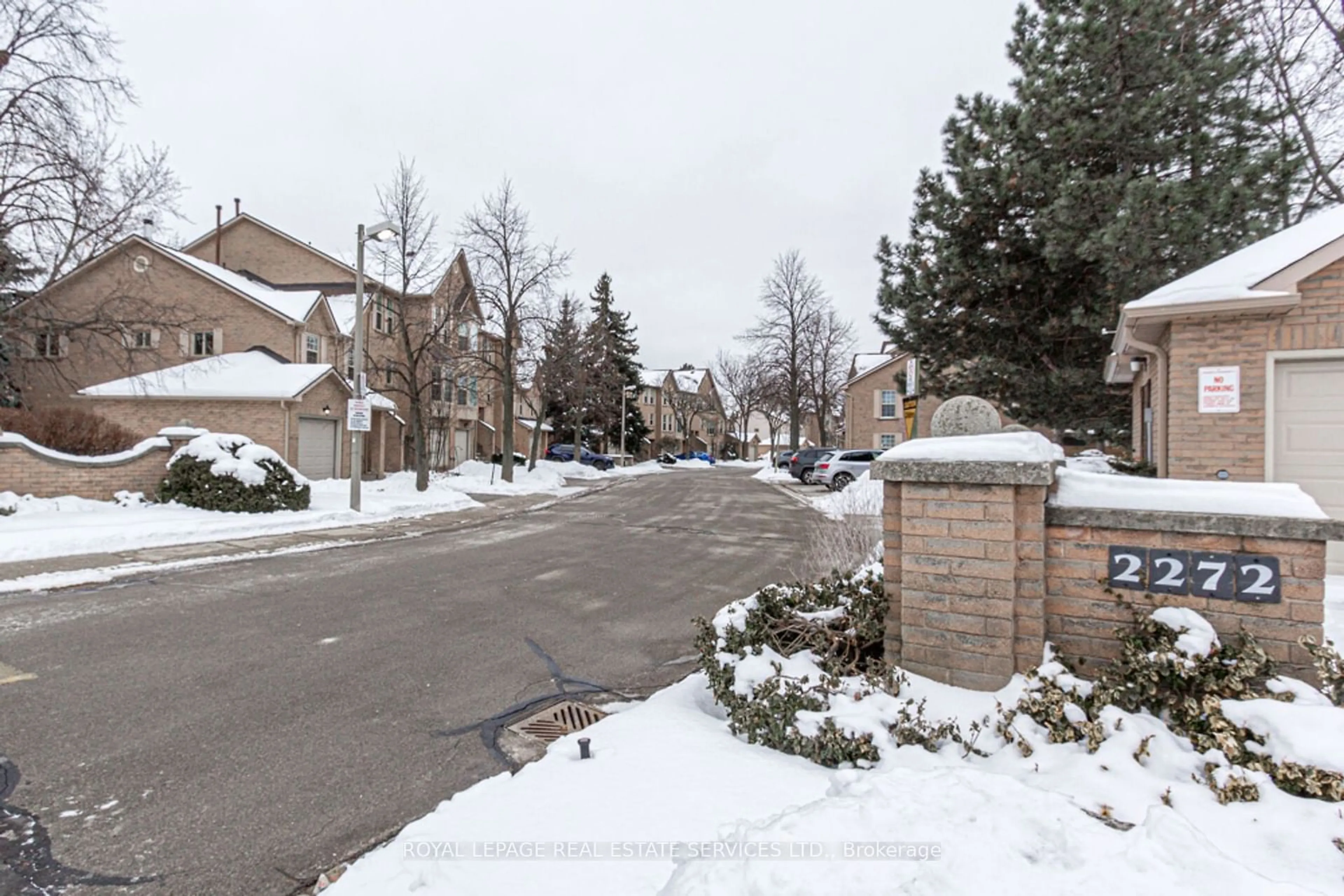 Unknown for 2272 Mowat Ave #76, Oakville Ontario L6H 5L8