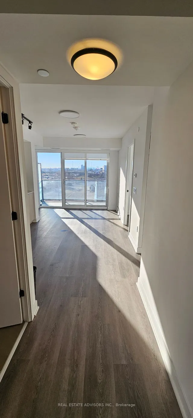 Additional property image - 36 Zorra St Unit 502