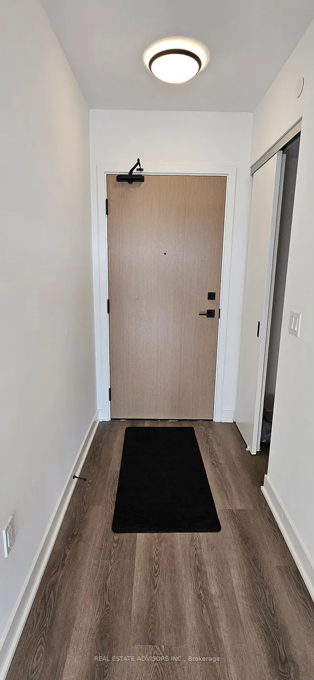 Additional property image - 36 Zorra St Unit 502