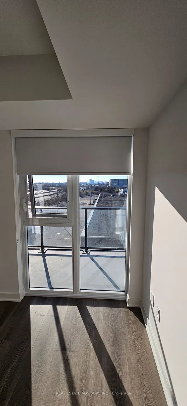 Additional property image - 36 Zorra St Unit 502