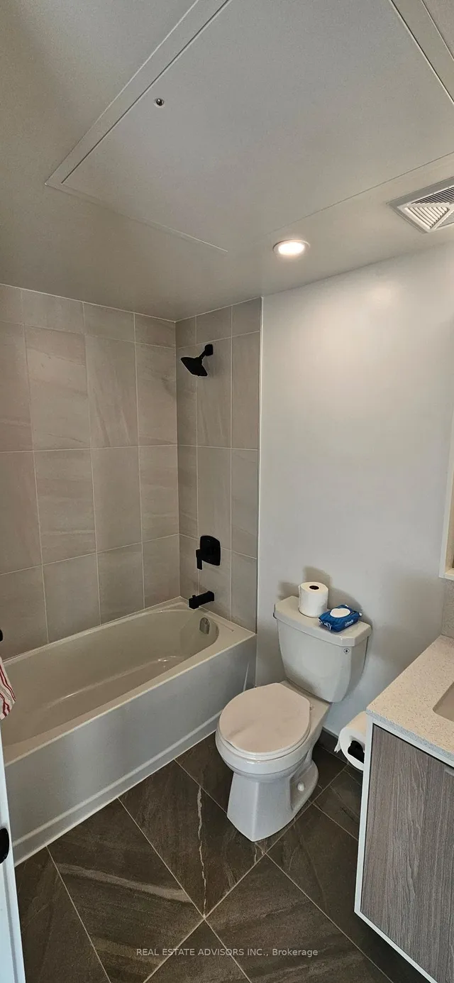 Additional property image - 36 Zorra St Unit 502