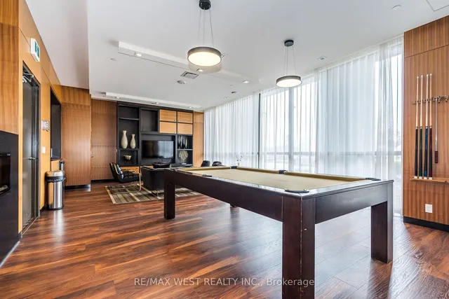 Additional property image - 15 Zorra St Unit 605