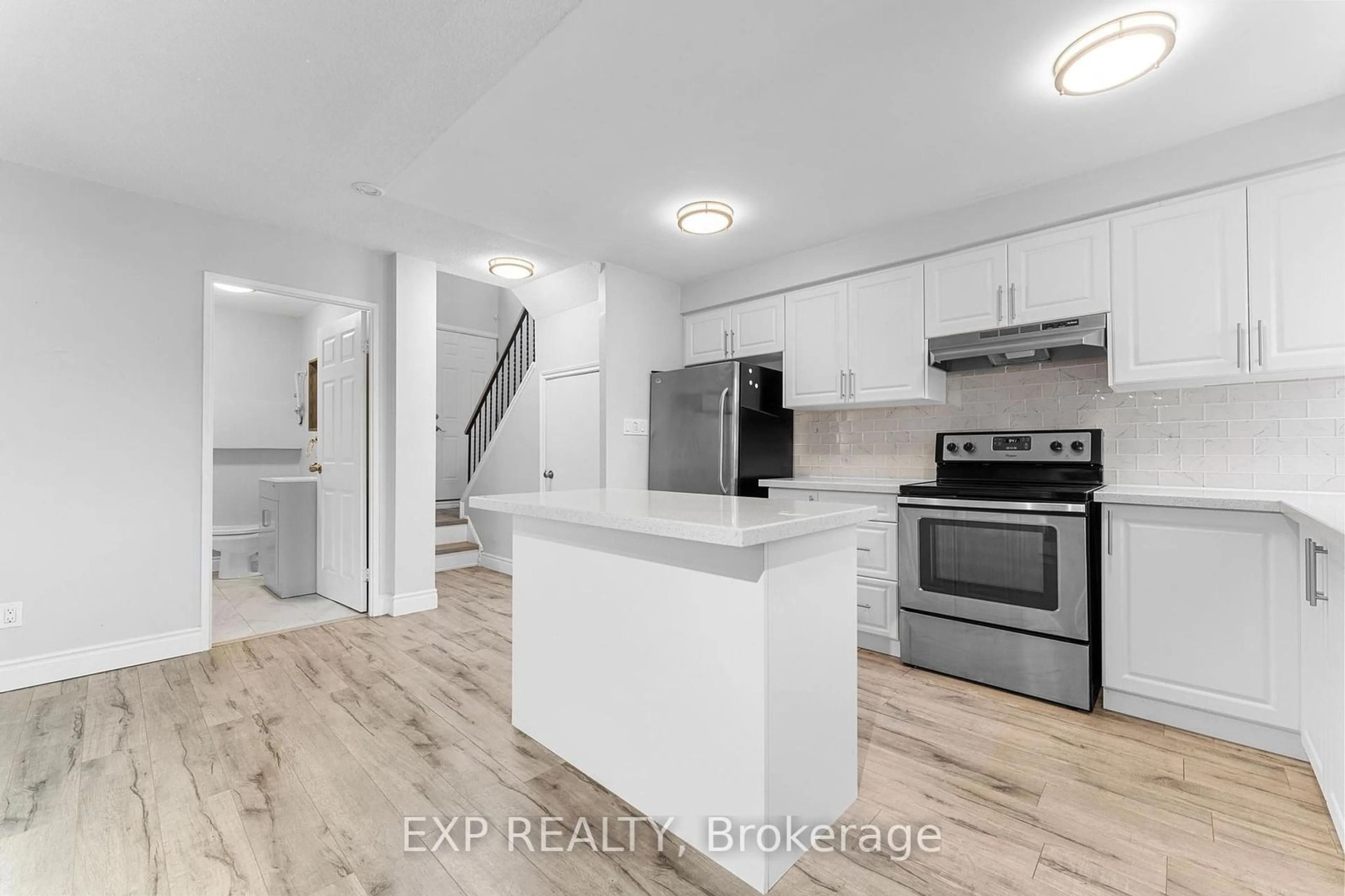 Open concept kitchen, unknown for 3050 Constitution Blvd #50, Mississauga Ontario L4Y 3X1