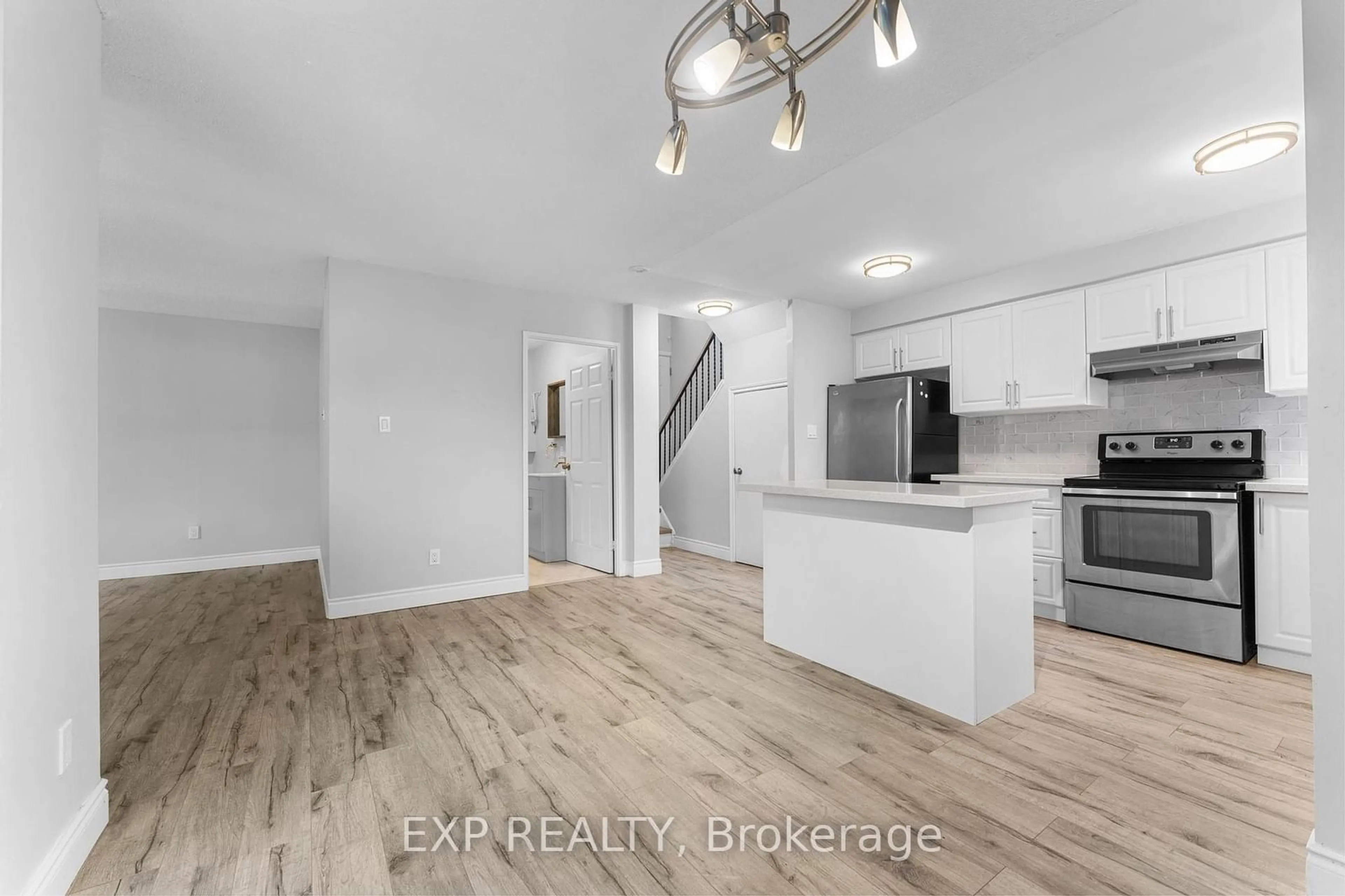 Open concept kitchen, unknown for 3050 Constitution Blvd #50, Mississauga Ontario L4Y 3X1