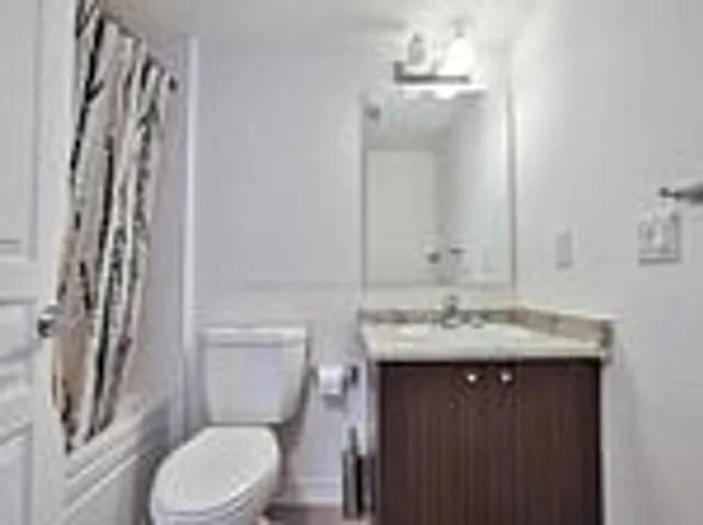 Additional property image - 70 Eastwood Park Gdns Unit TH 4