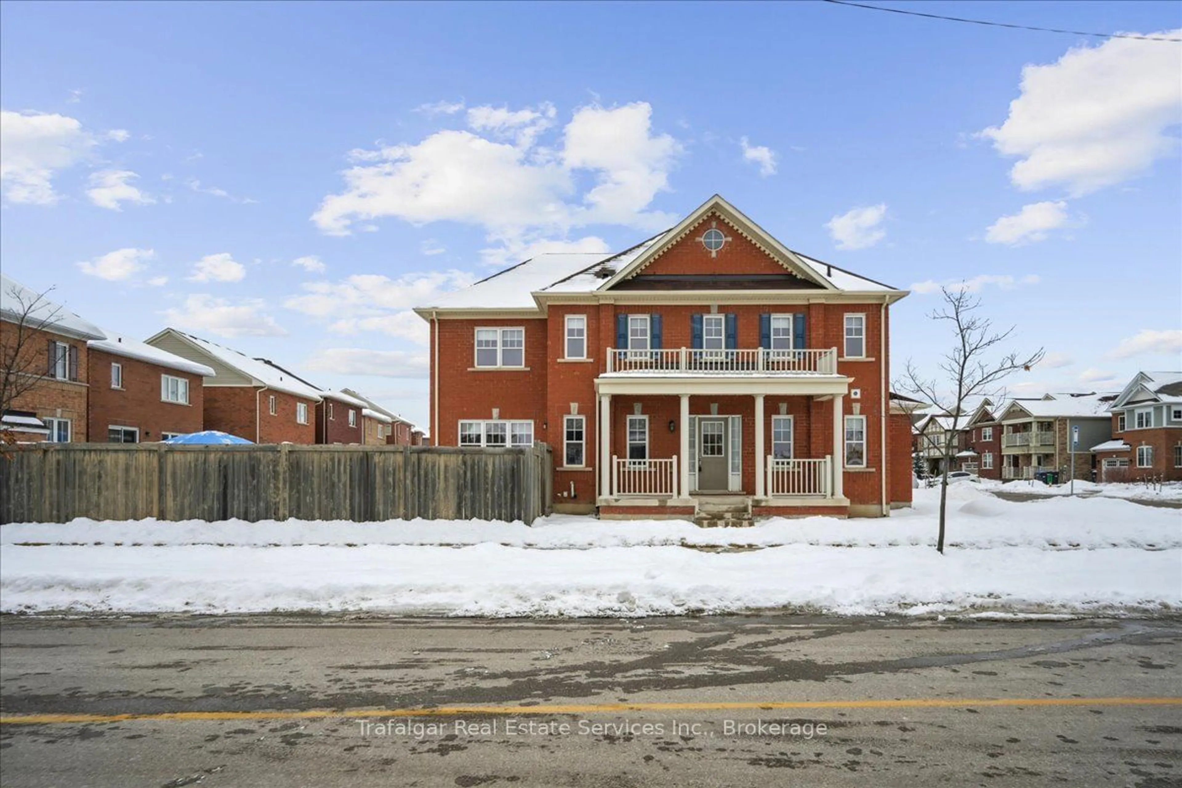 Home with brick exterior material, street for 2 Giltspur Rd, Brampton Ontario L7A 0Y9