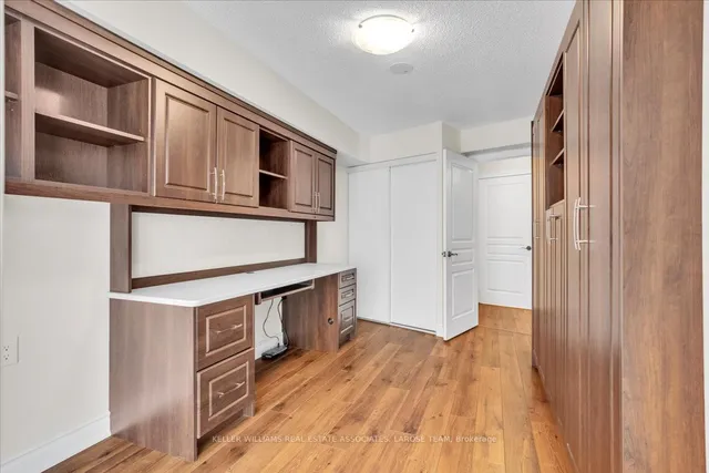 Additional image 13 of 3 Marine Parade Dr Unit 904