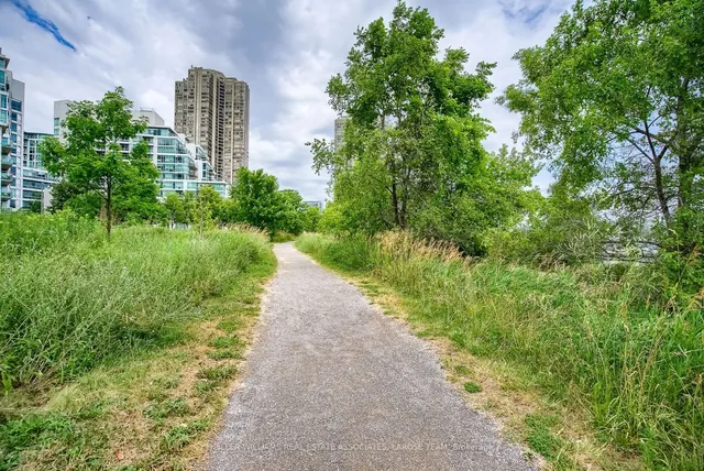 Additional image 36 of 3 Marine Parade Dr Unit 904