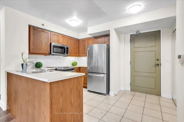 Additional image 7 of 3 Marine Parade Dr Unit 904