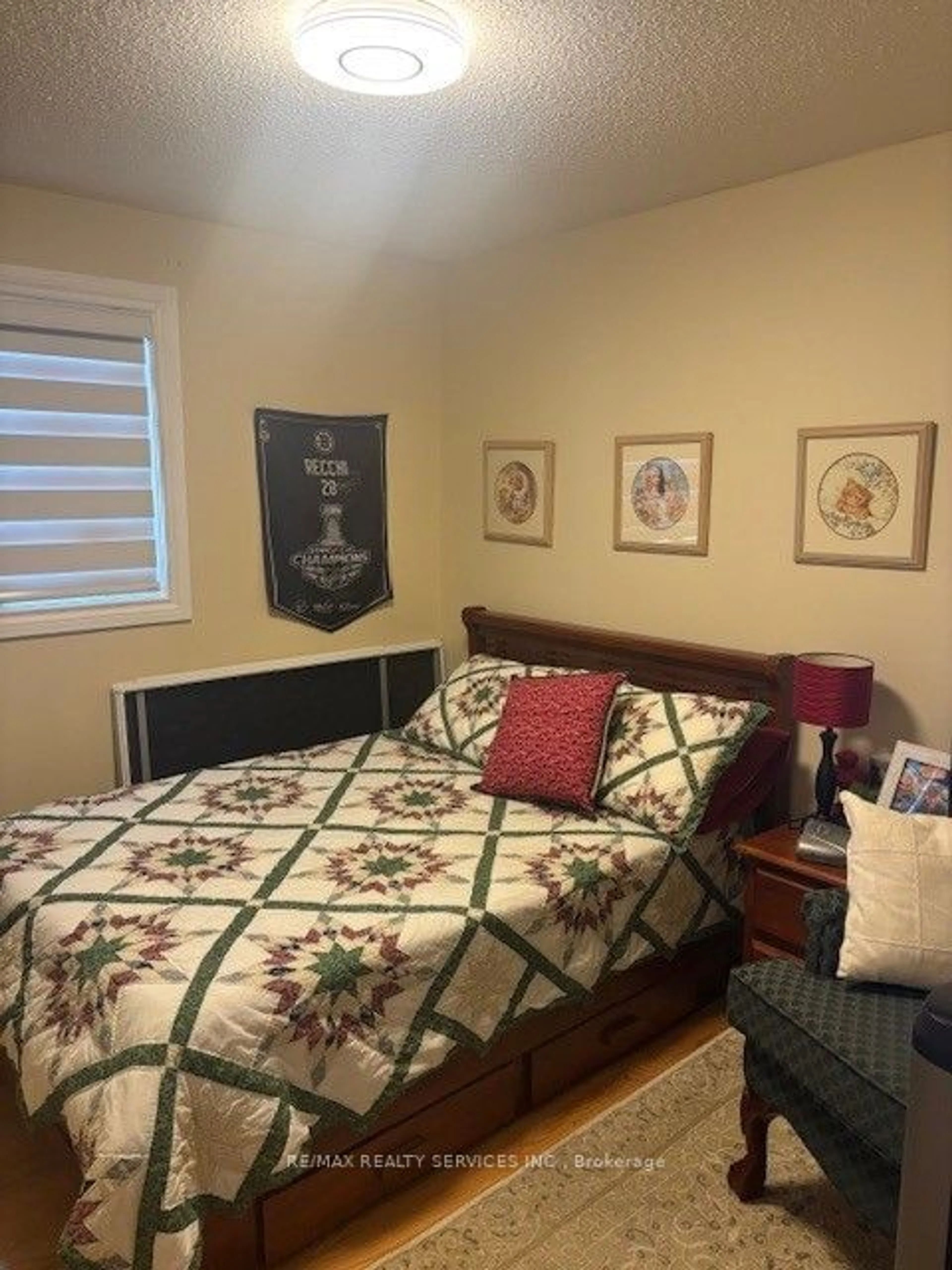 A pic of a room for 118 Mikado Cres, Brampton Ontario L6S 3R7