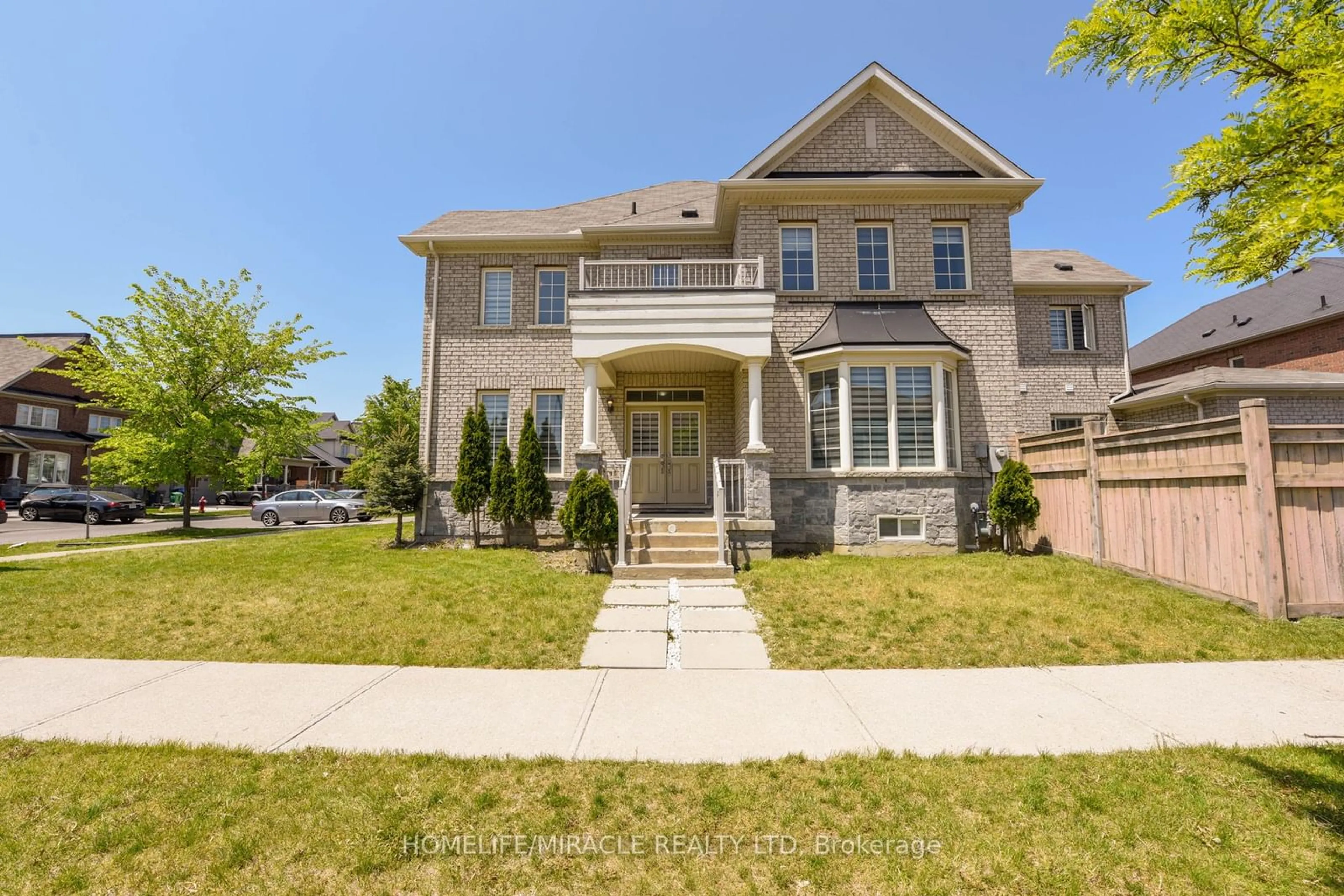 Home with brick exterior material, street for 2 Lorenzo Circ, Brampton Ontario L6R 0Z9