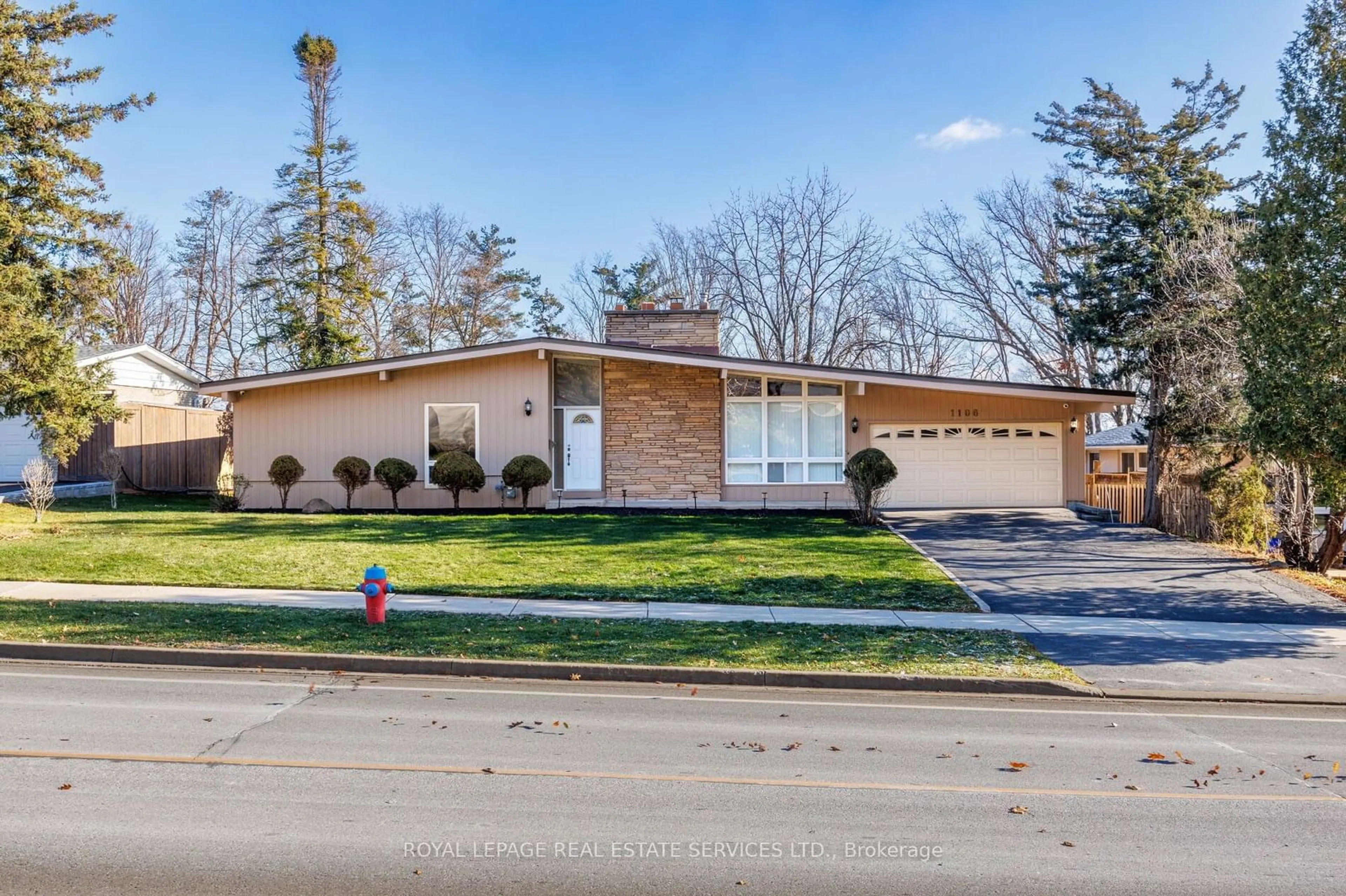 Home with brick exterior material, street for 1106 Falgarwood Dr, Oakville Ontario L6H 1N9