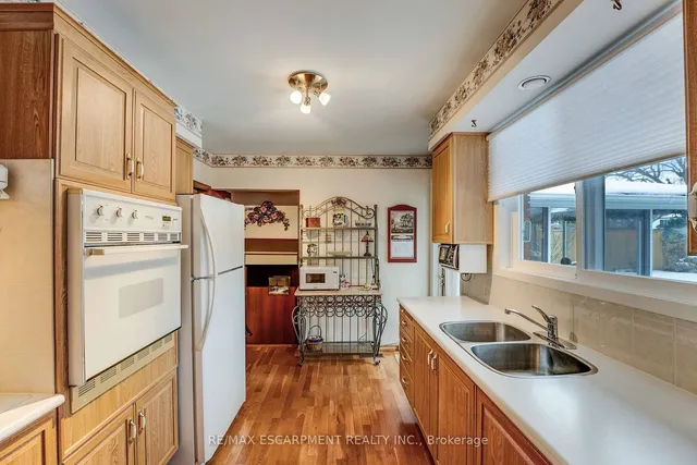 Additional property image - 251 Tottenham Rd