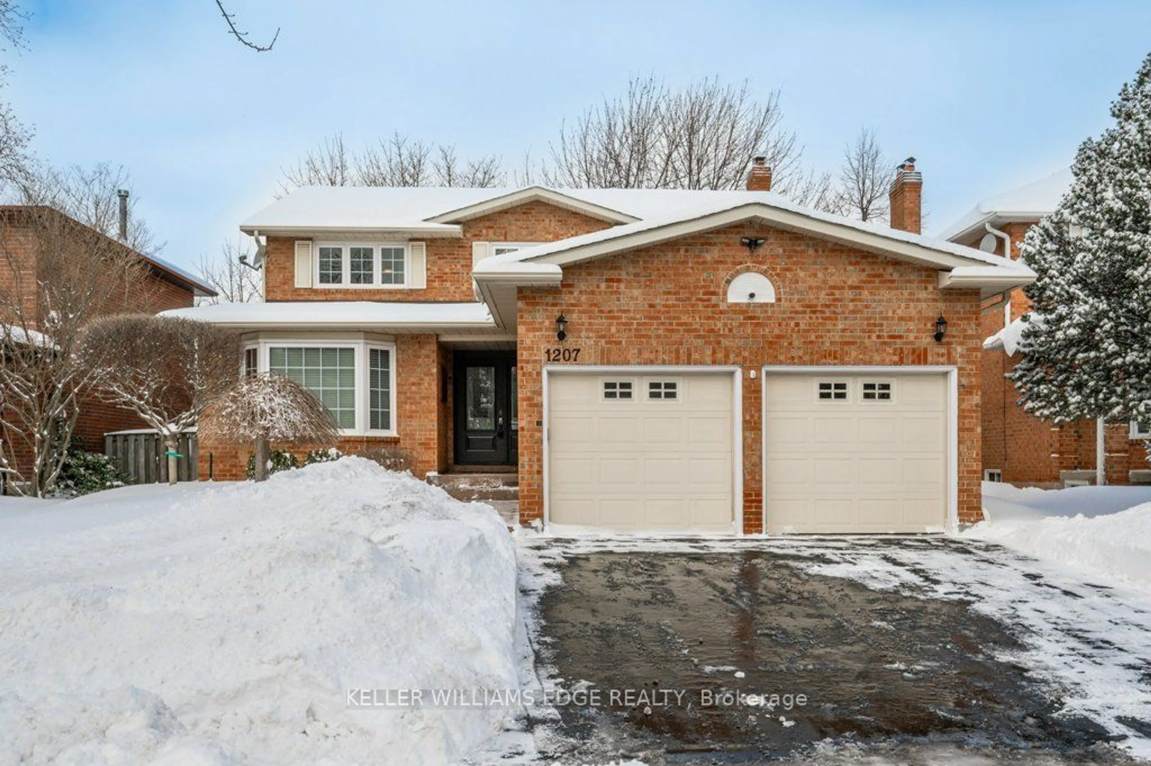 Home with brick exterior material, street for 1207 Pilgrims Way, Oakville Ontario L6M 1H3