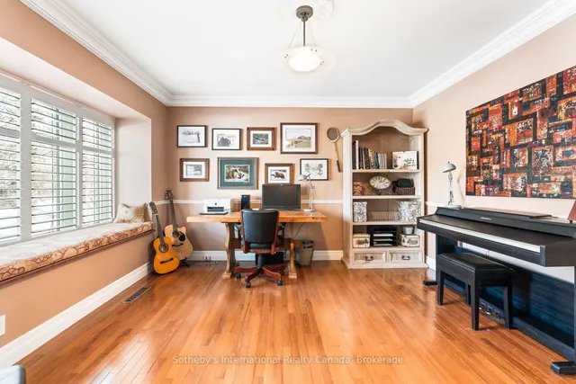 Additional property image - 24 Birkbank Dr