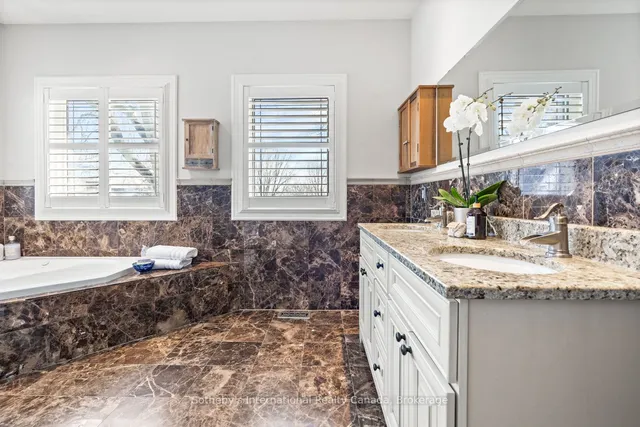 Additional property image - 24 Birkbank Dr