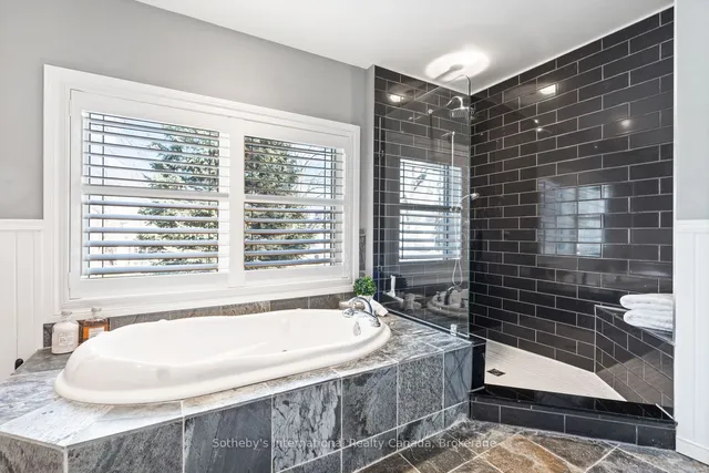 Additional property image - 24 Birkbank Dr