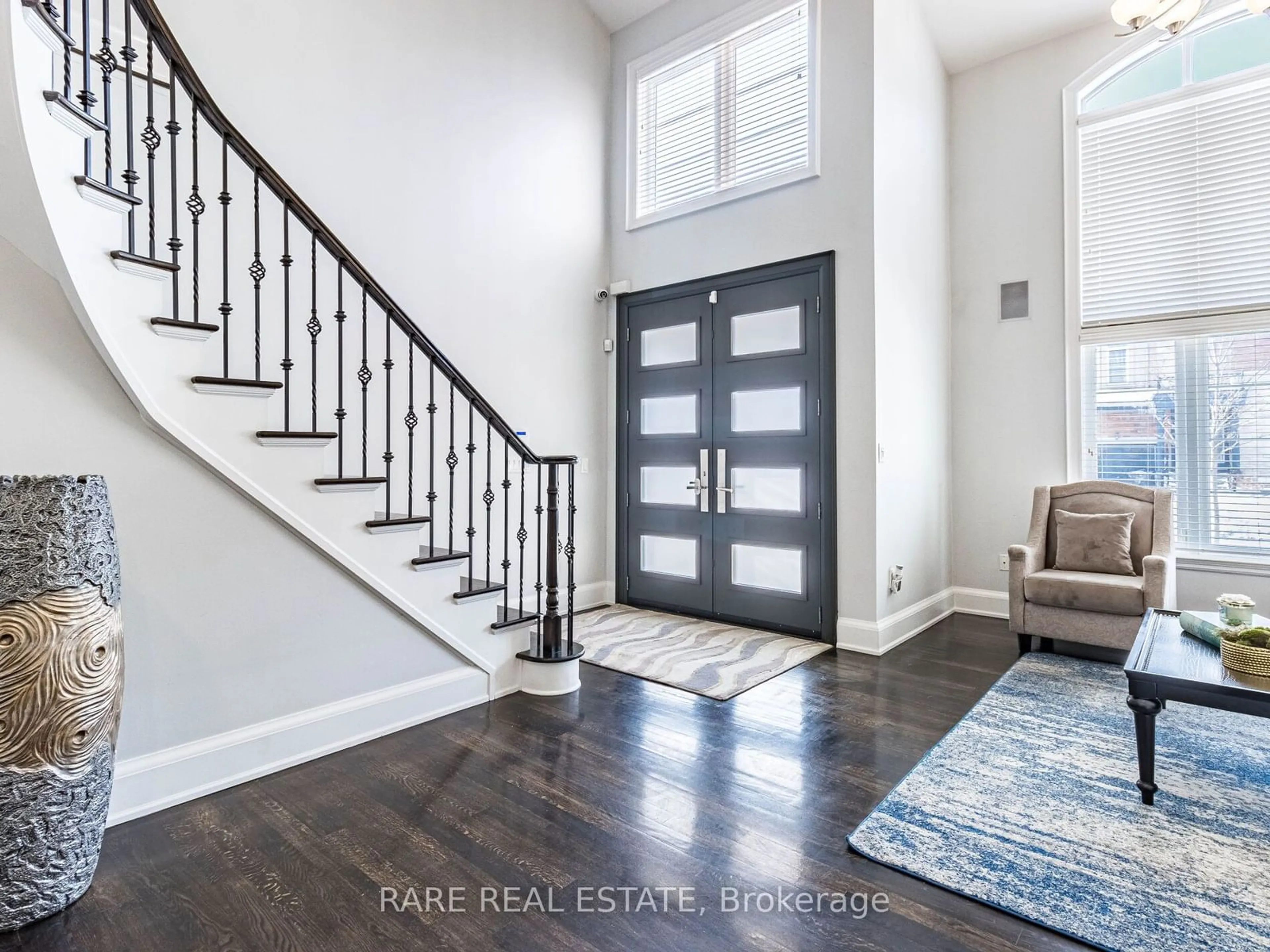 Indoor entryway for 29 Darren Rd, Brampton Ontario L6P 1Z6