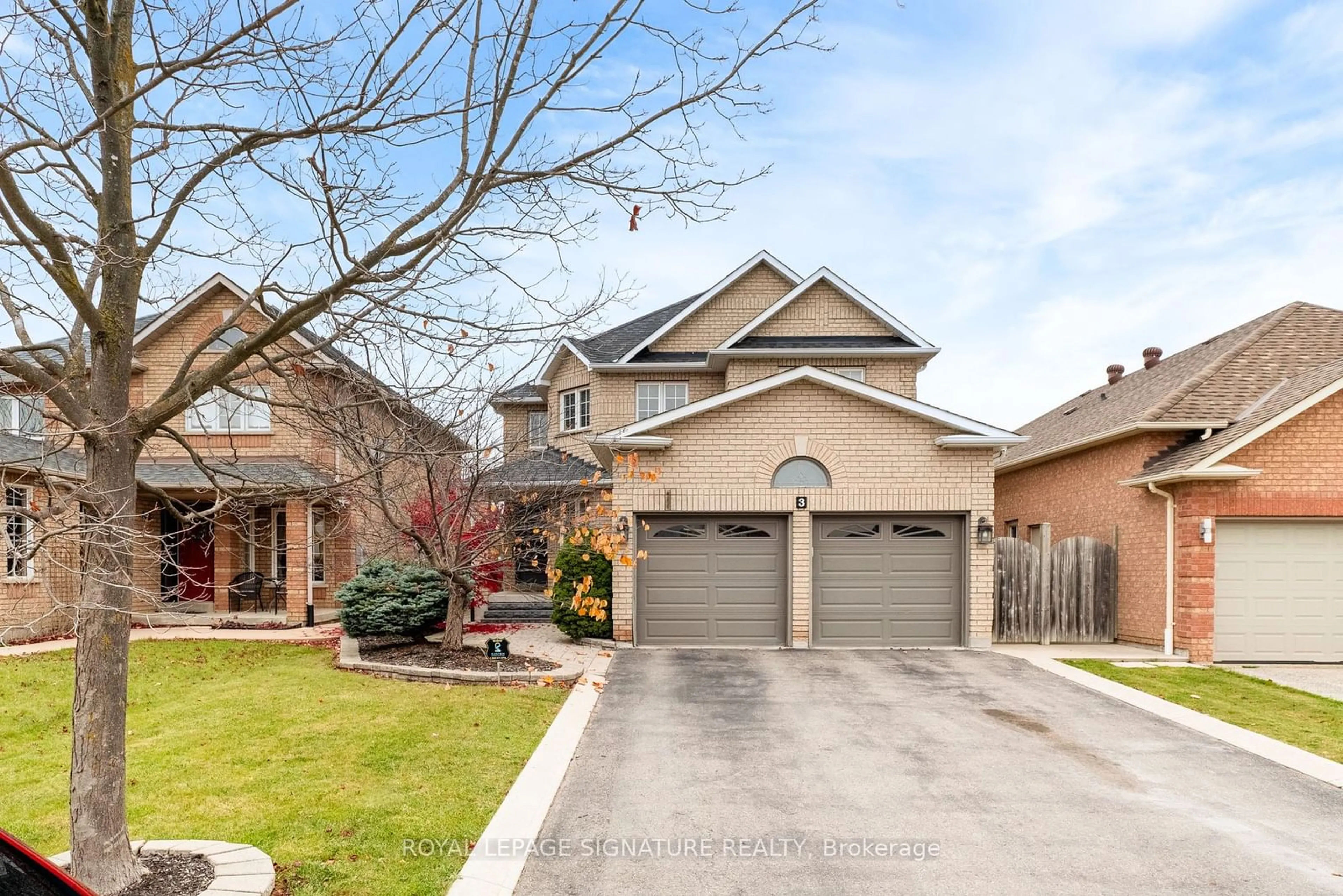 Home with brick exterior material, street for 3 Autumn Oak Crt, Caledon Ontario L7E 1X6