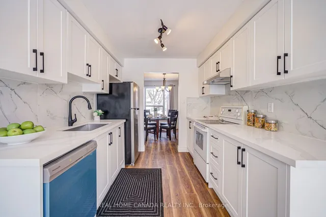 Additional property image - 21 Hallen Rd