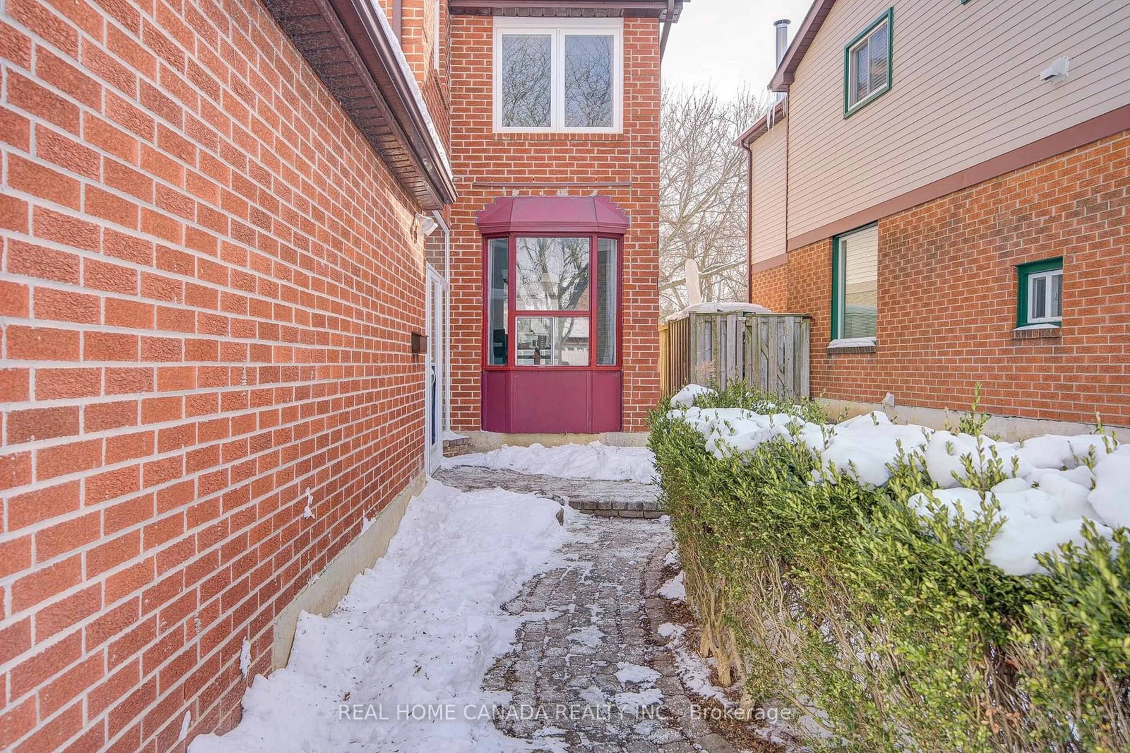 Home with brick exterior material, street for 21 Hallen Rd, Brampton Ontario L6Y 2V5