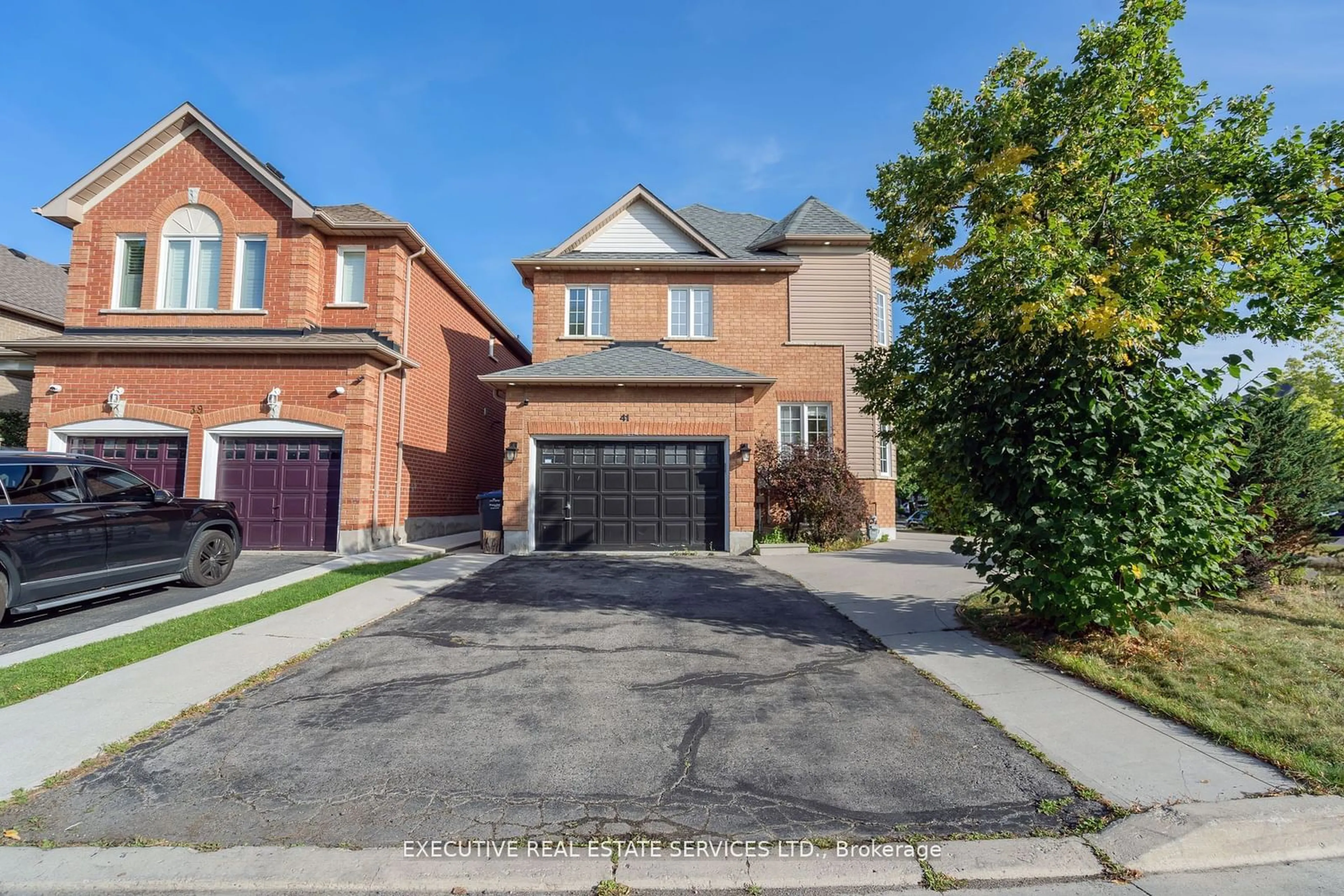 Home with brick exterior material, street for 41 Fallstar Cres, Brampton Ontario L7A 2J6