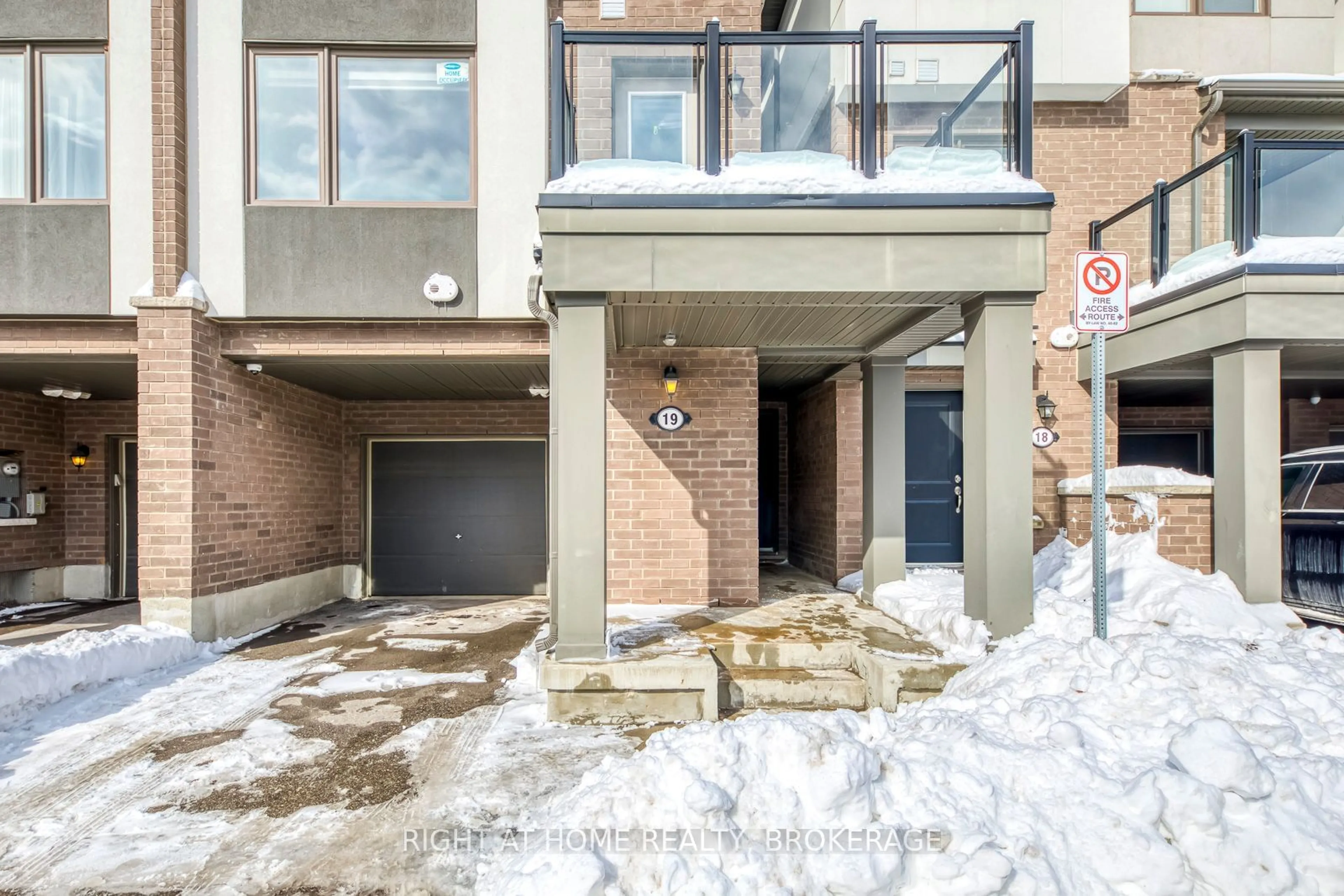 Unknown for 1125 Leger Way #19, Milton Ontario L9E 1N7