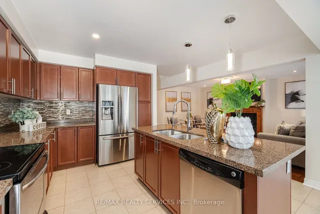 Additional property image - 19 Snapdragon Sq