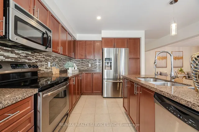 Additional property image - 19 Snapdragon Sq