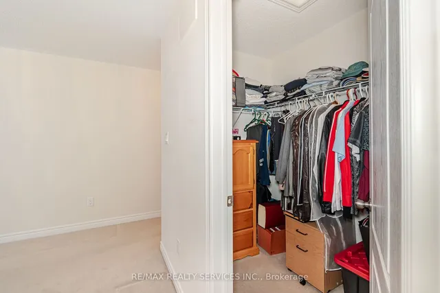 Additional property image - 19 Snapdragon Sq