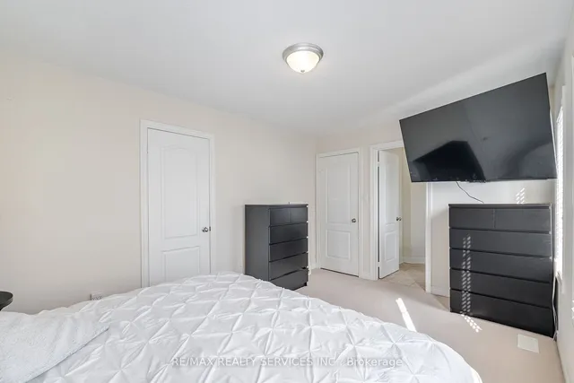 Additional property image - 19 Snapdragon Sq