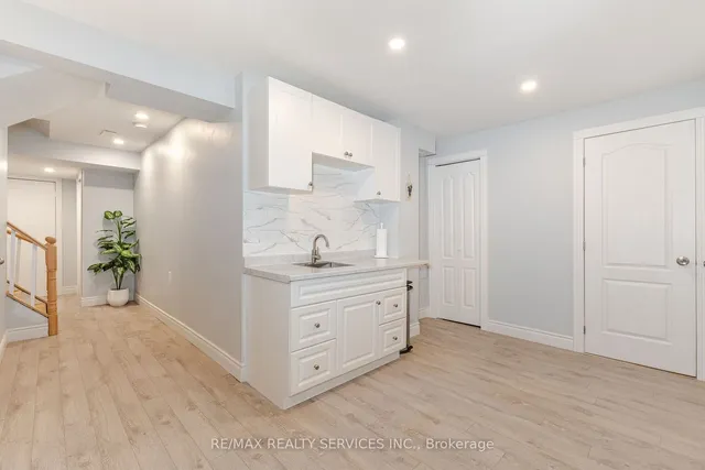 Additional property image - 19 Snapdragon Sq