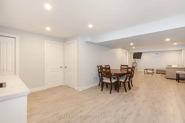 Additional property image - 19 Snapdragon Sq