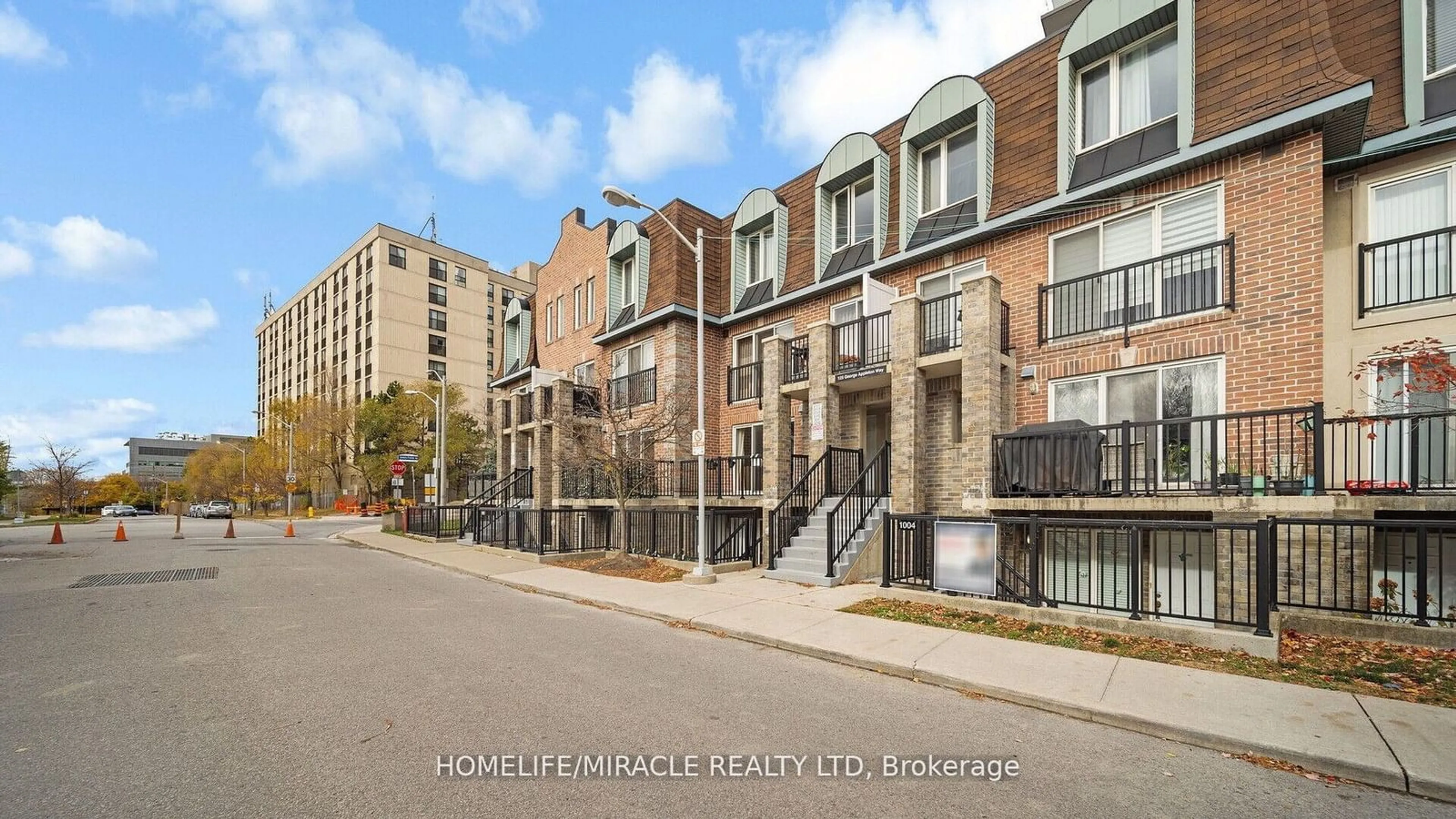 Patio, street for 125 George Appleton Way #1004, Toronto Ontario M3M 0A2