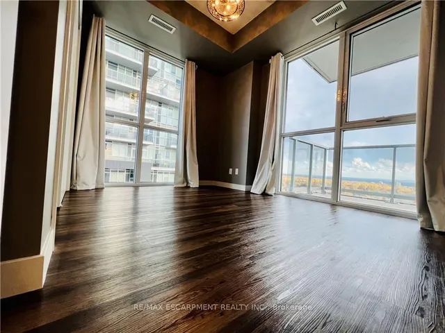 Additional property image - 2081 Fairview St Unit 1803