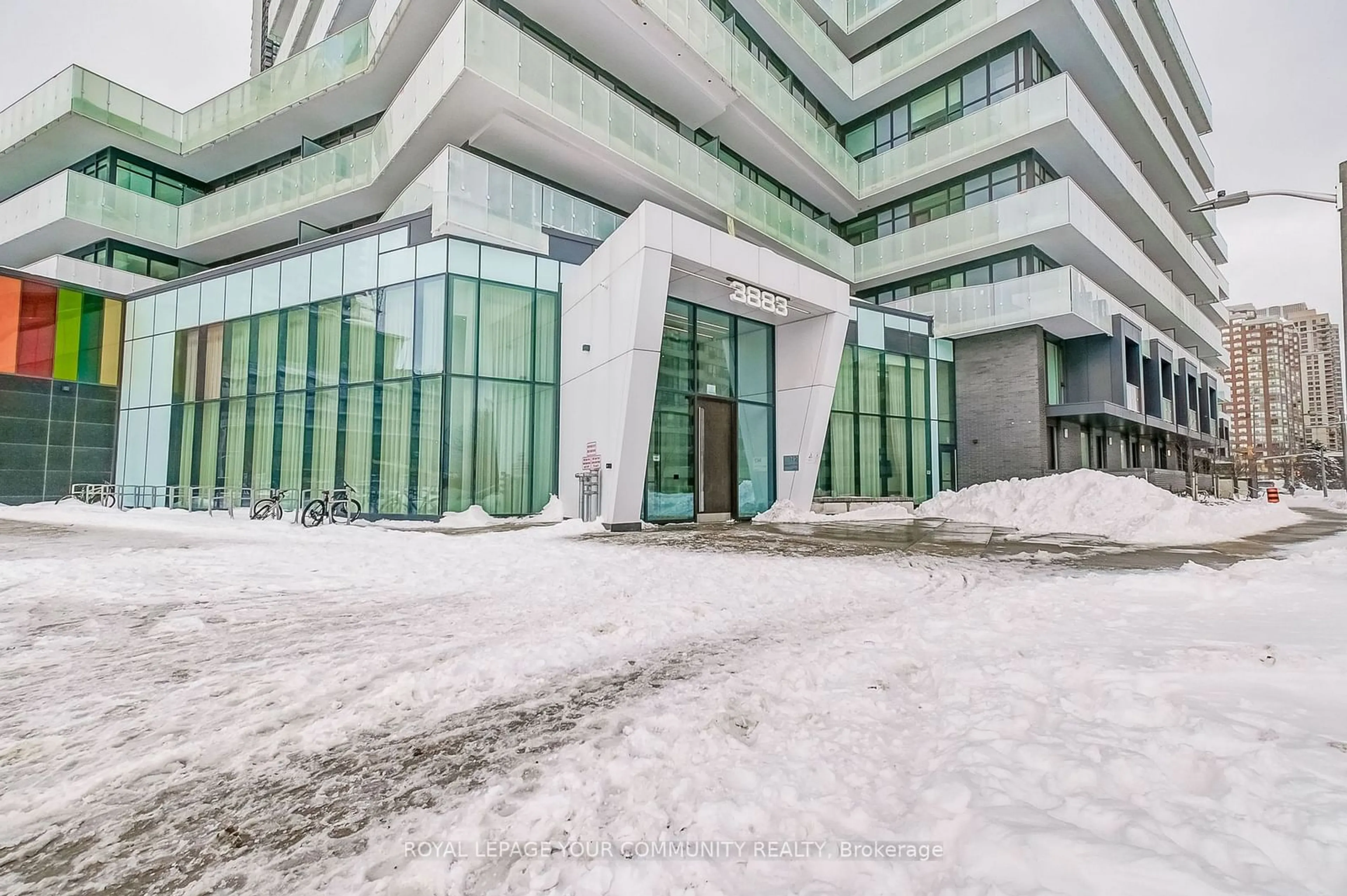 Indoor foyer for 3883 Quartz Dr #3005, Mississauga Ontario L5B 0M4