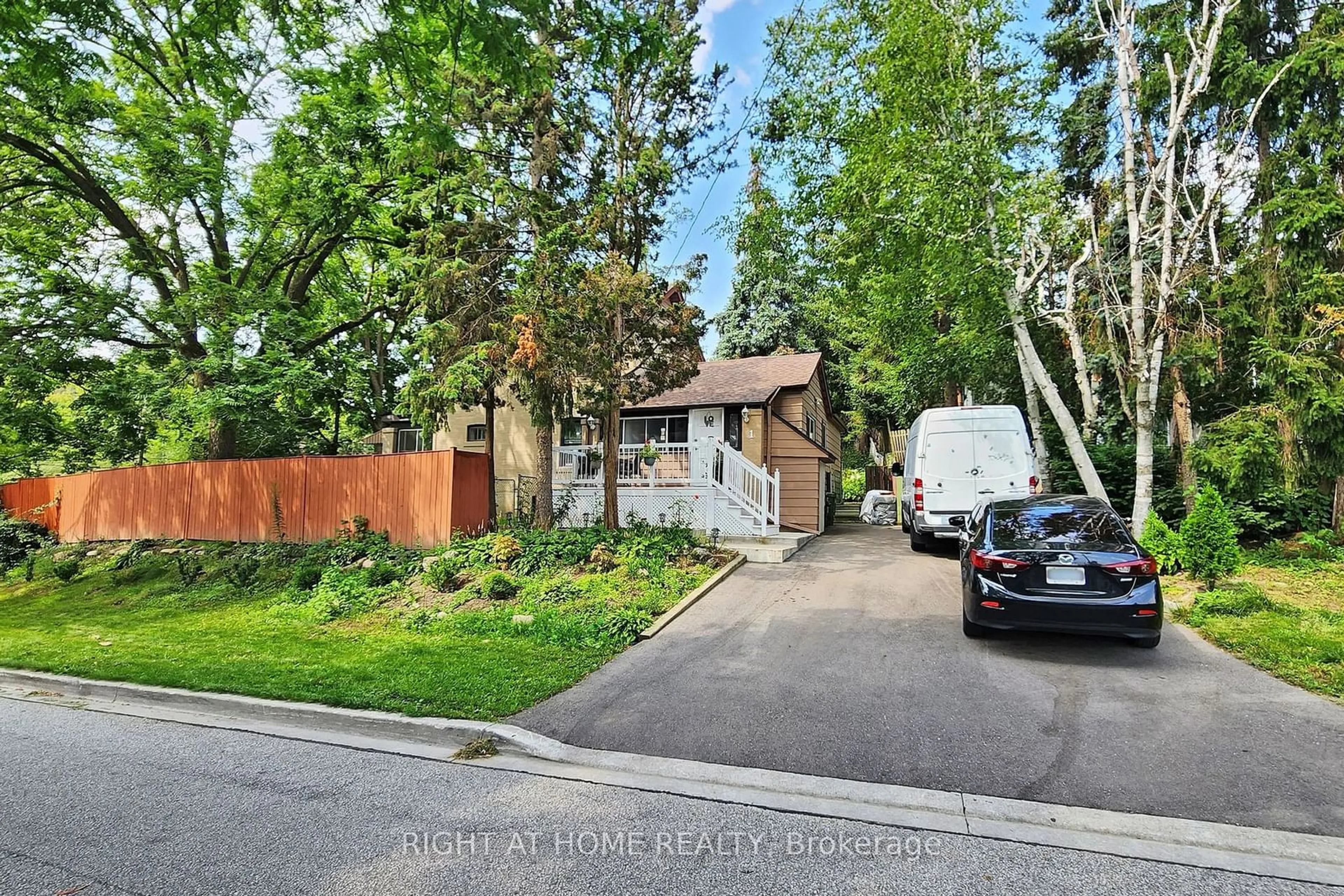 A pic from outside/outdoor area/front of a property/back of a property/a pic from drone, street for 1 Edgebrook Dr, Toronto Ontario M9V 1E1