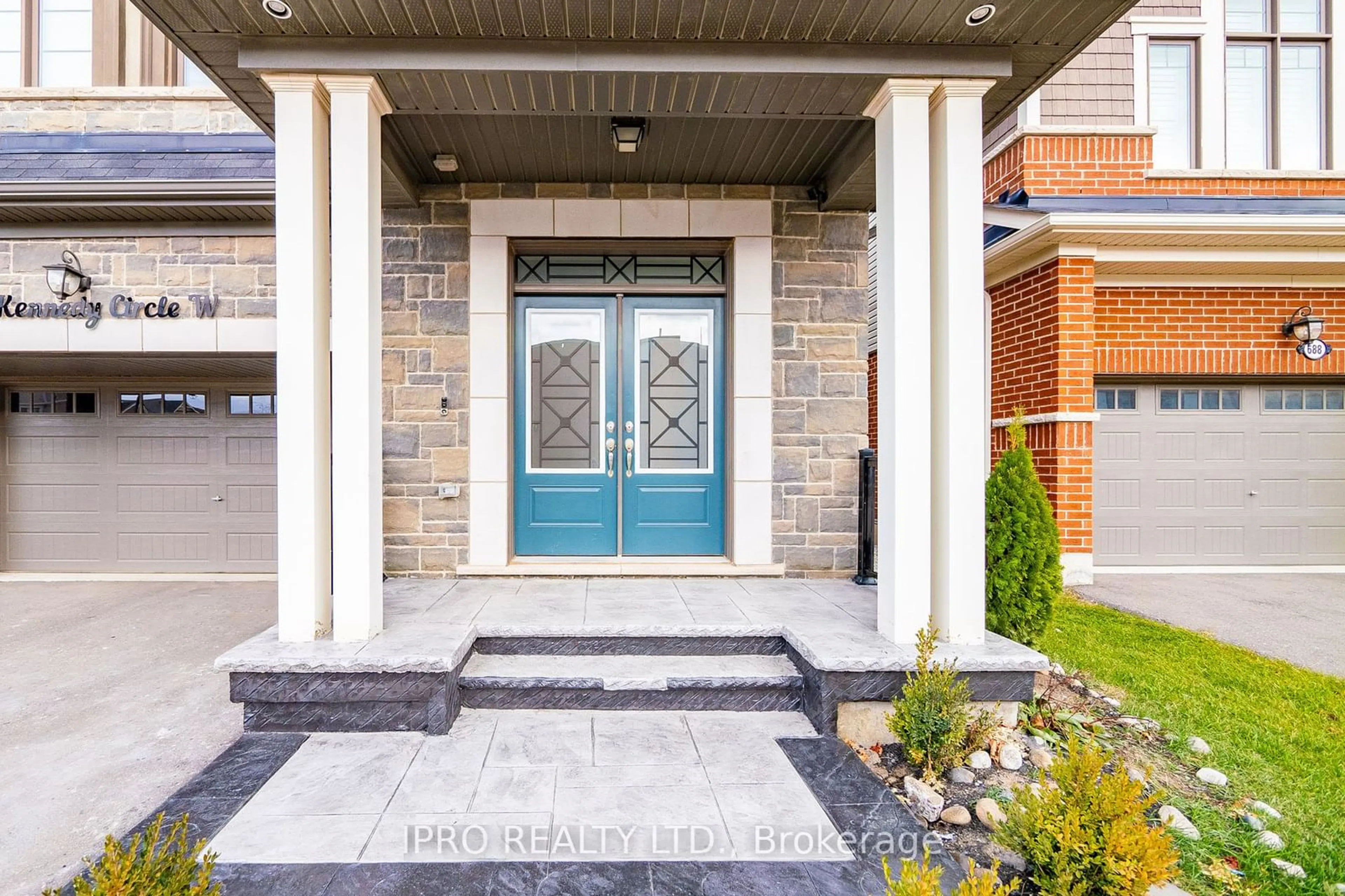 Home with brick exterior material, street for 692 Kennedy Circ, Milton Ontario L9E 1R5