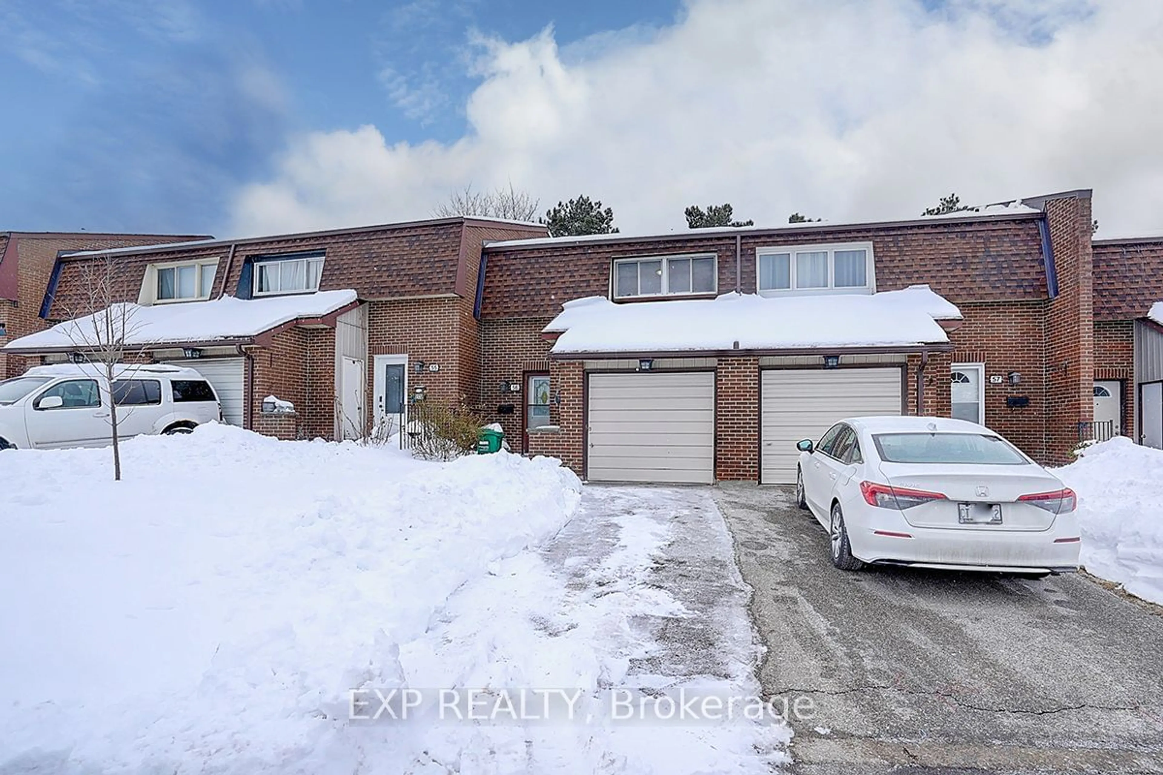 A pic from outside/outdoor area/front of a property/back of a property/a pic from drone, street for 41 Mississauga Valley Blvd #56, Mississauga Ontario L5A 3N5