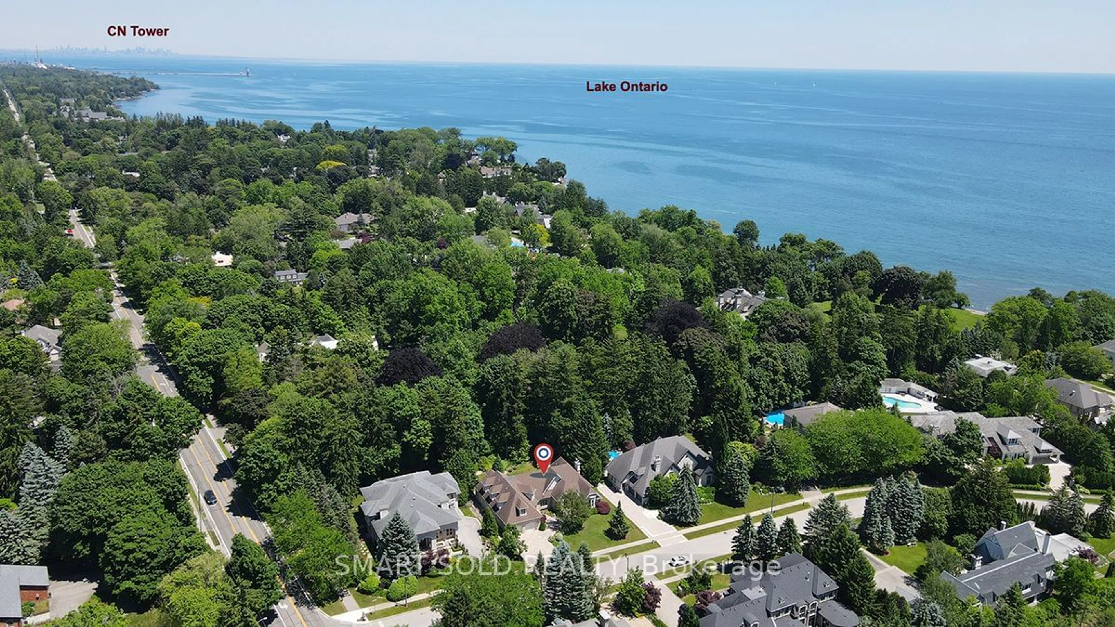 A pic from outside/outdoor area/front of a property/back of a property/a pic from drone, water/lake/river/ocean view for 95 Bel Air Dr, Oakville Ontario L6J 7N1