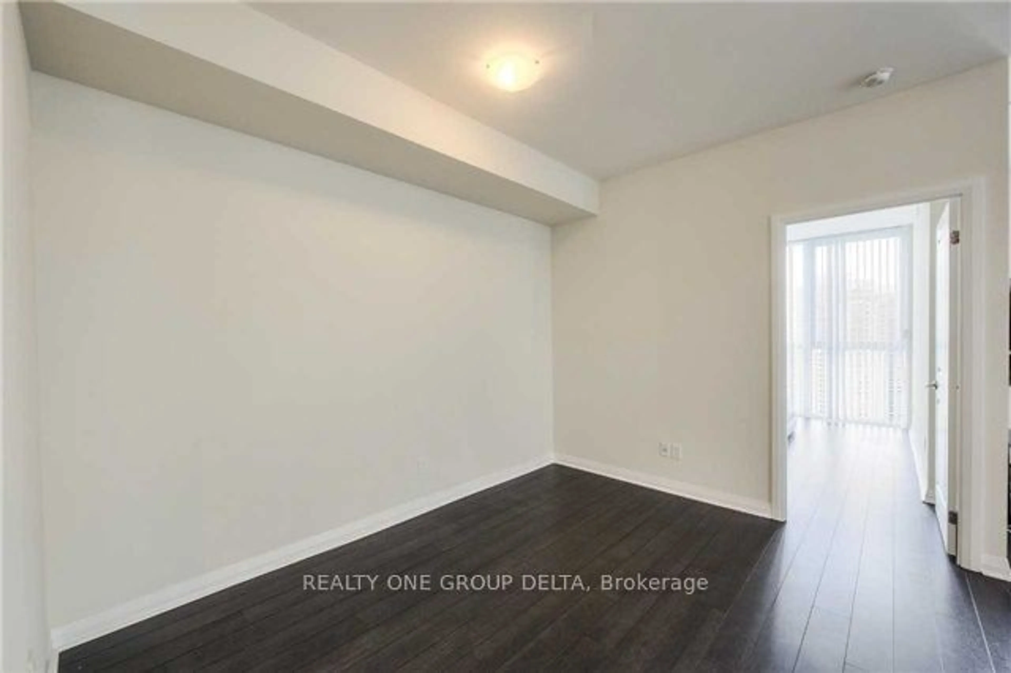 A pic of a room for 55 Eglinton Ave #2304, Mississauga Ontario L5R 0E4