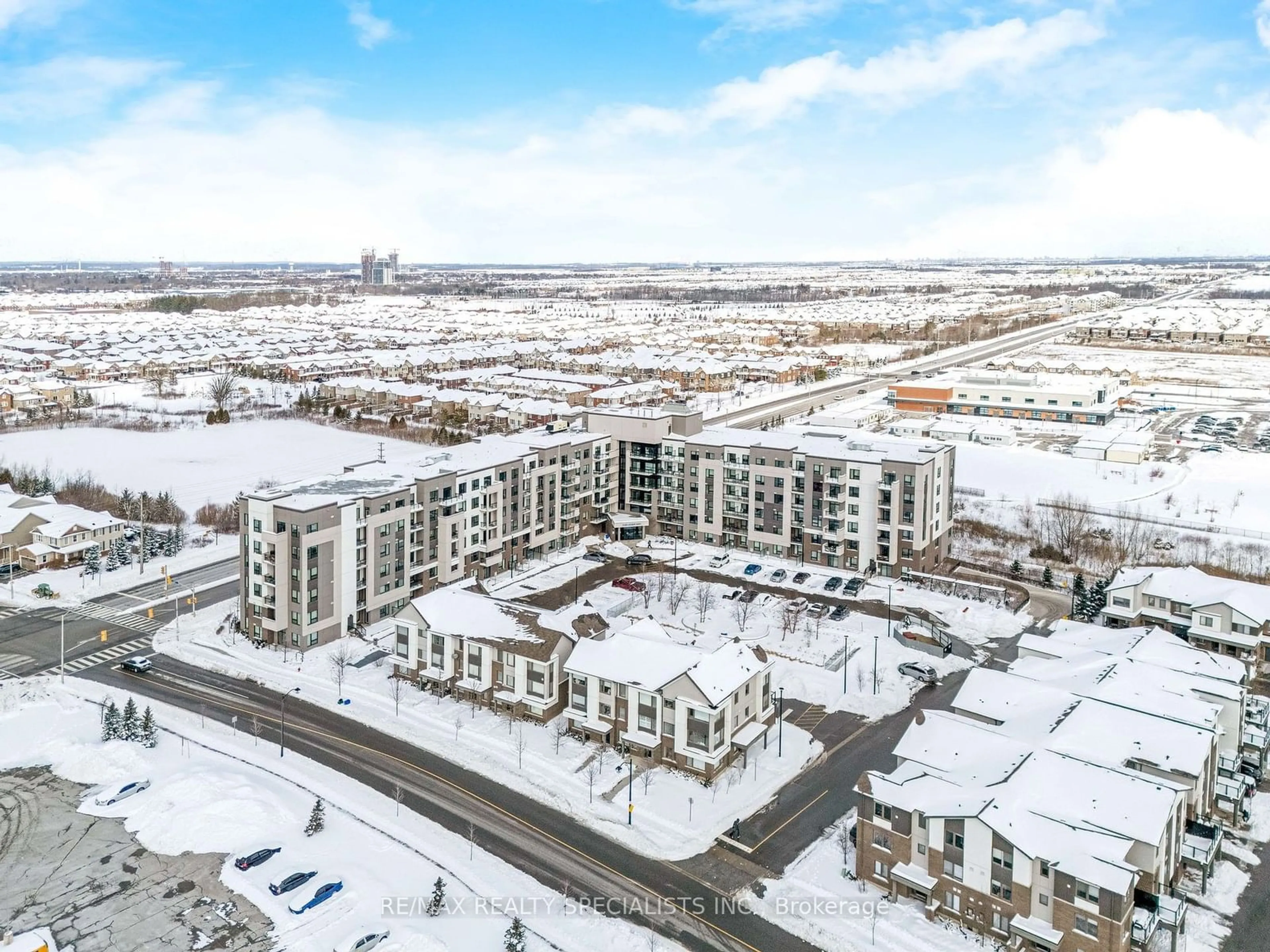 A pic from outside/outdoor area/front of a property/back of a property/a pic from drone, building for 1105 Leger Way #602, Milton Ontario L9E 1K7