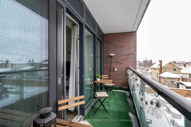Additional property image - 1808 St Clair Ave Unit 219