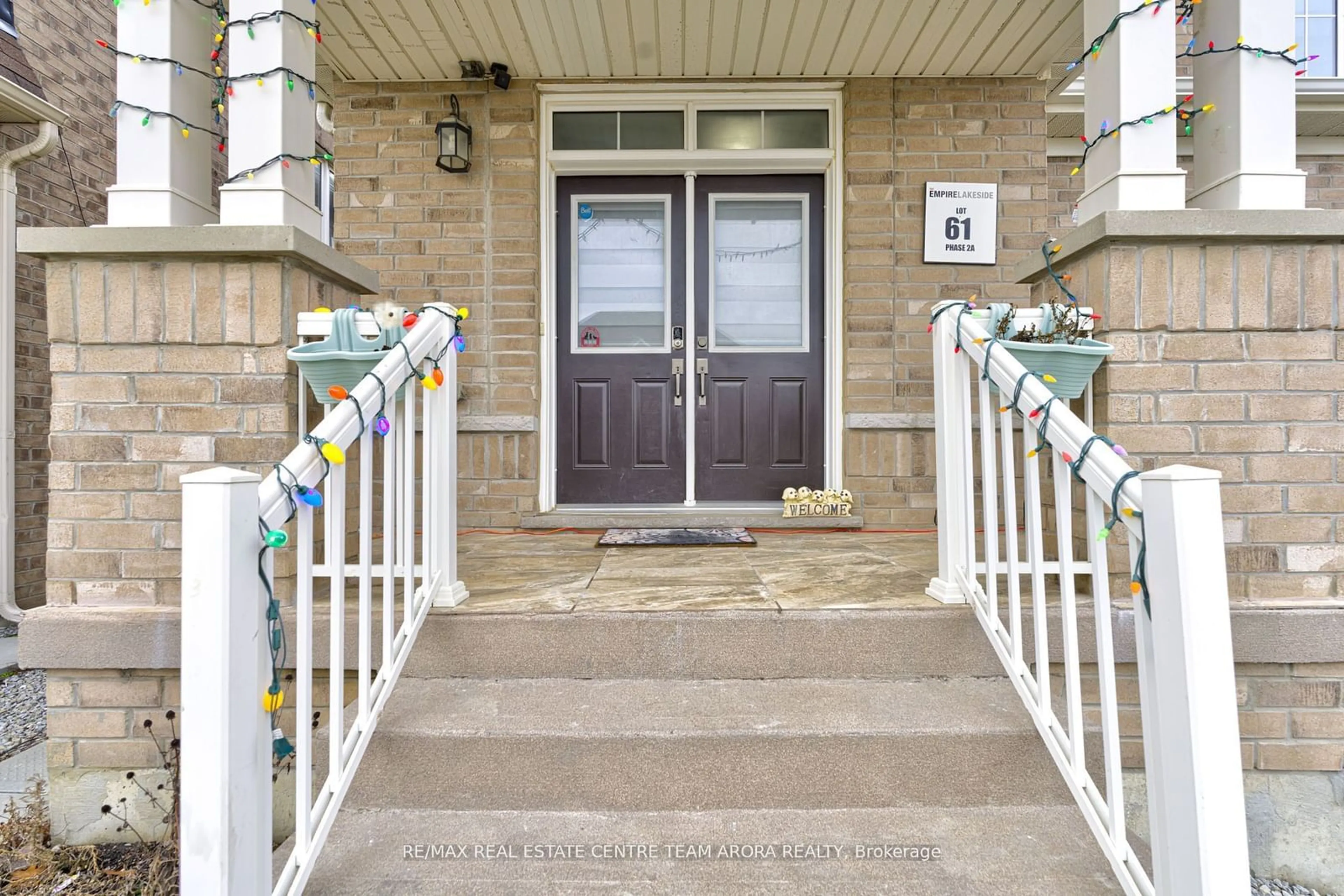 Indoor entryway for 590 Remembrance Rd, Brampton Ontario L7A 4N2