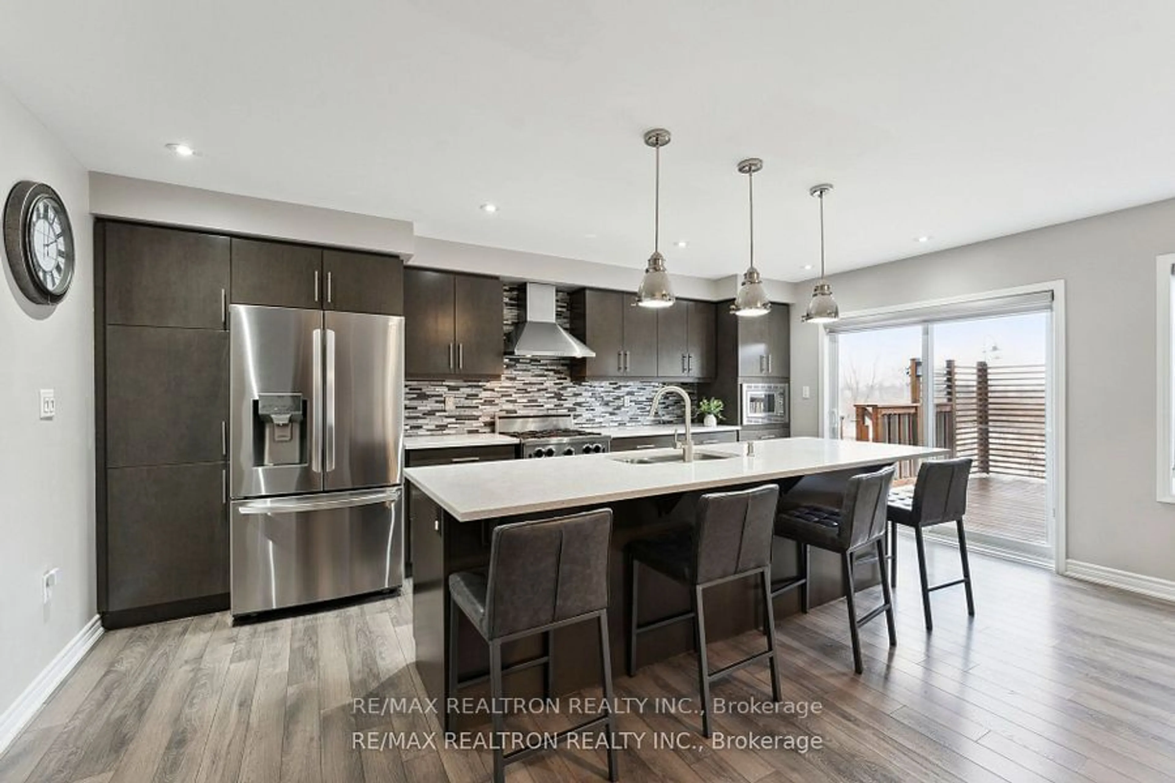 Contemporary kitchen, ceramic/tile floor for 307 Yates Dr, Milton Ontario L9T 2W3