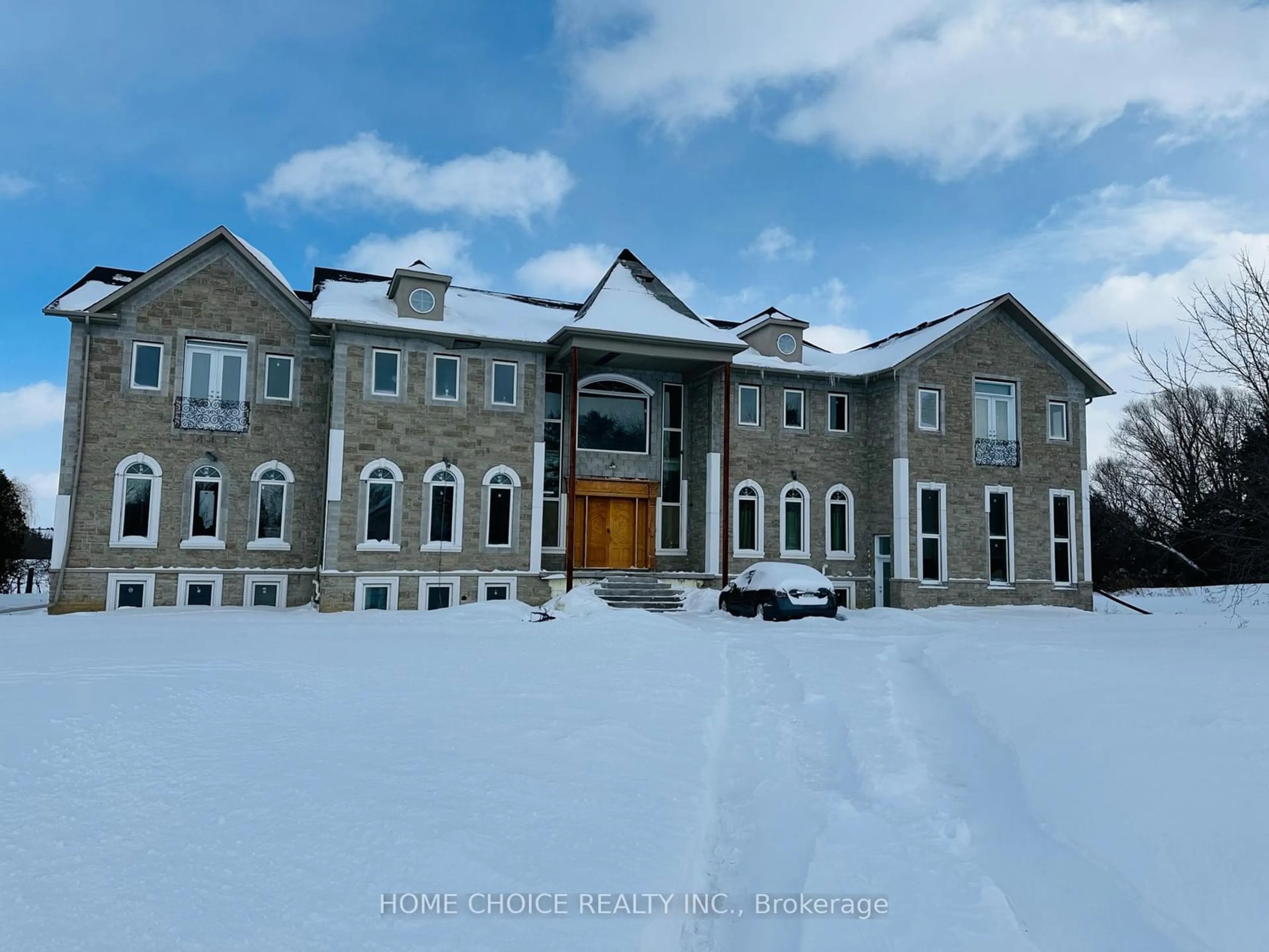 A pic from outside/outdoor area/front of a property/back of a property/a pic from drone, building for 3 STANLEY CARBERRY DRI Dr, Brampton Ontario L6P 0C2