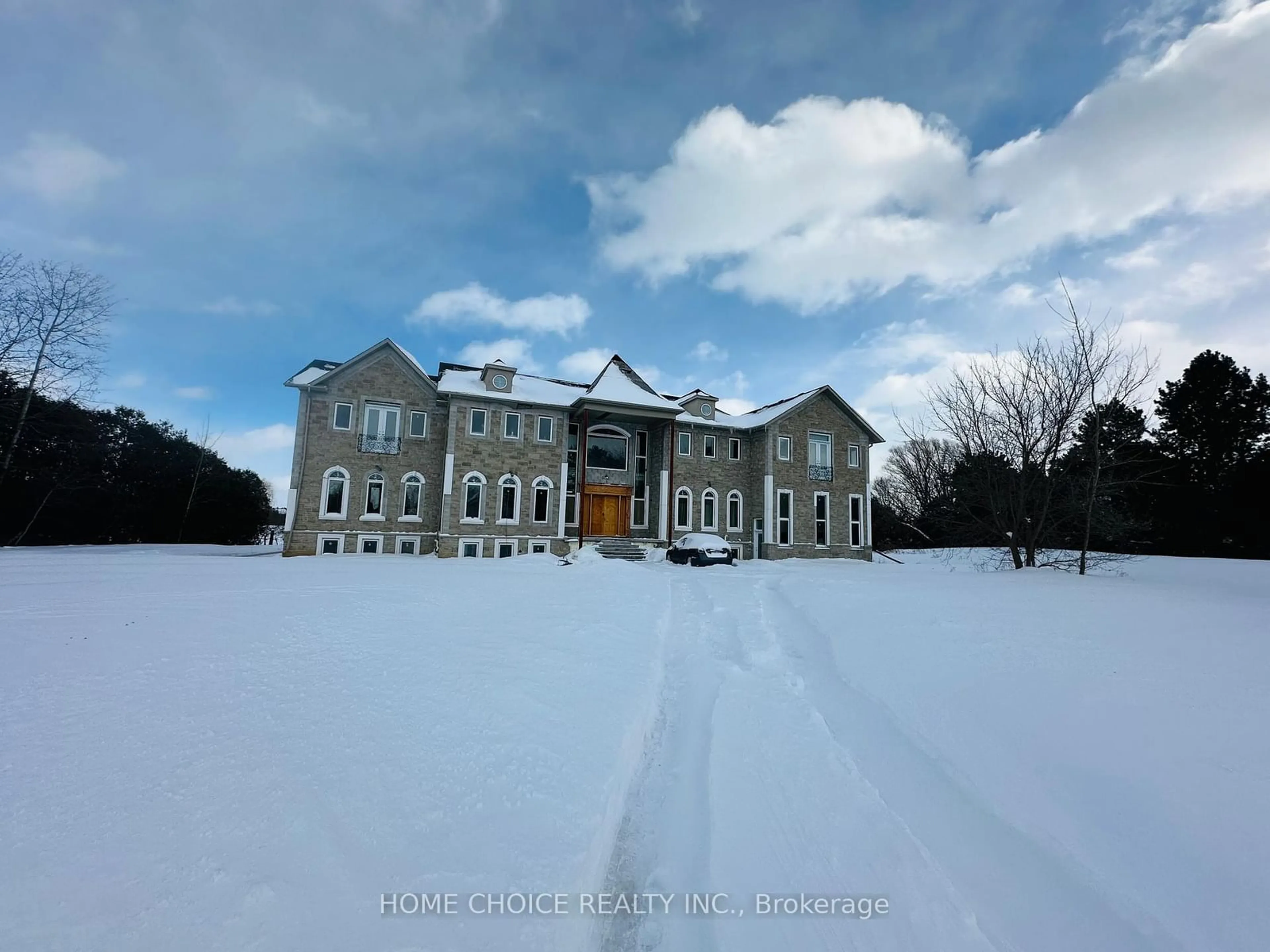 A pic from outside/outdoor area/front of a property/back of a property/a pic from drone, building for 3 STANLEY CARBERRY DRI Dr, Brampton Ontario L6P 0C2